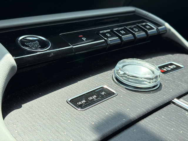 New 2027 Lincoln Navigator Black Label w/ Black Label Special Edition AWD/4WD image 30