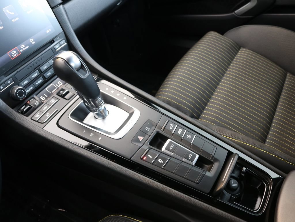 Used 2022 Porsche 718 Boxster image 39