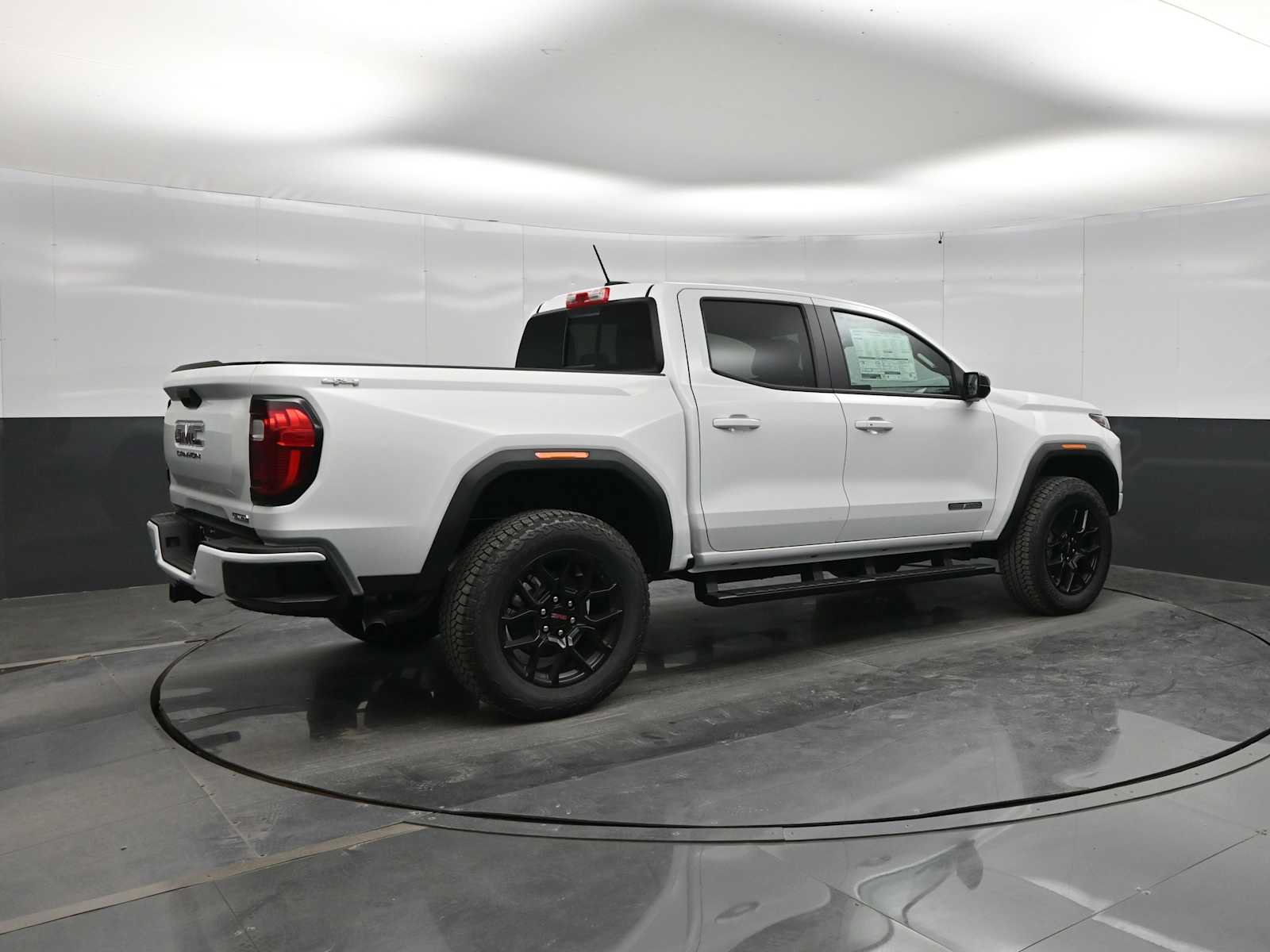 New 2026 GMC Canyon Elevation w/ Convenience Package AWD/4WD image 8