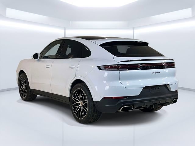Certified 2025 Porsche Cayenne Coupe AWD/4WD image 7
