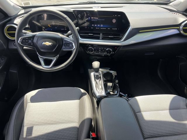 Certified 2024 Chevrolet Trax LT w/ Driver Confidence Package FWD image 14