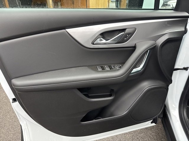 New 2026 Chevrolet Blazer LT w/ LPO, Black Sport Package image 19