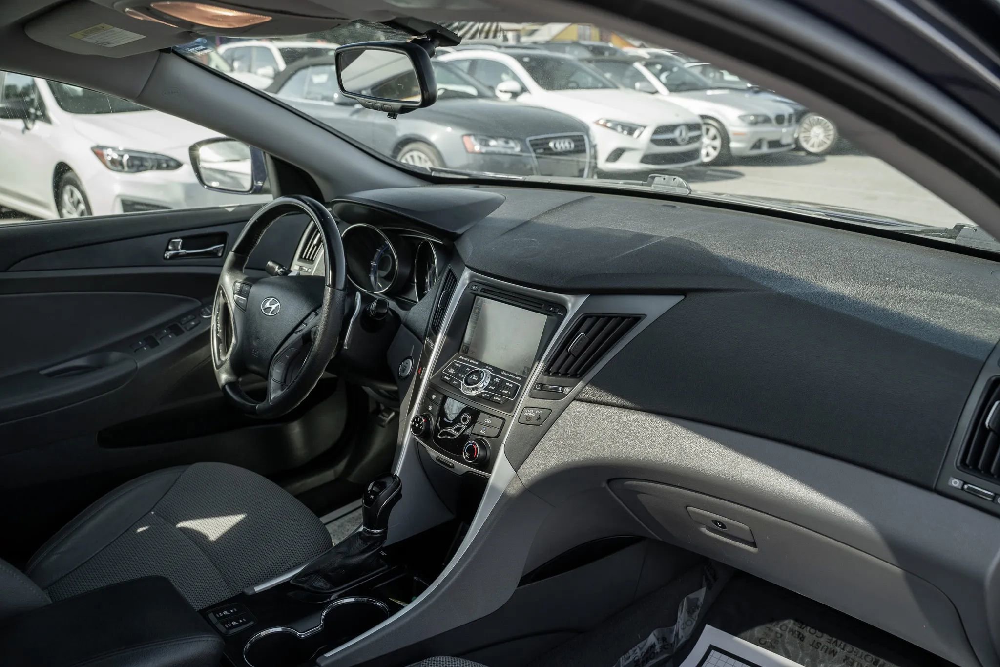 Used 2013 Hyundai Sonata SE w/ Navigation & Sunroof Pkg image 12