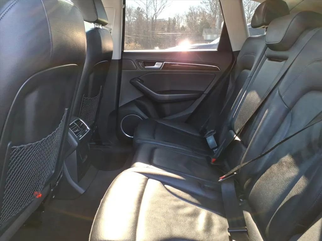 Used 2016 Audi Q5 2.0T Premium Plus w/ Technology Package image 23