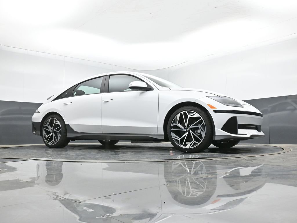 New 2025 Hyundai Ioniq 6 SEL image 15