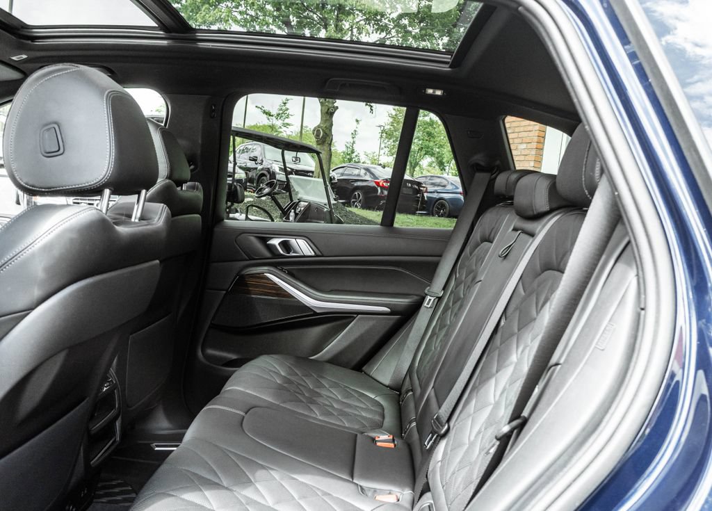 Used 2024 BMW X5 xDrive40i AWD/4WD image 25