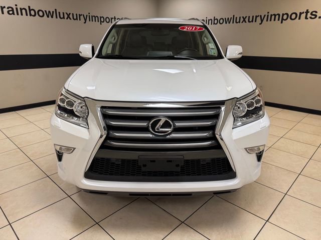 Used 2017 Lexus GX 460 Premium w/ Premium Package image 2