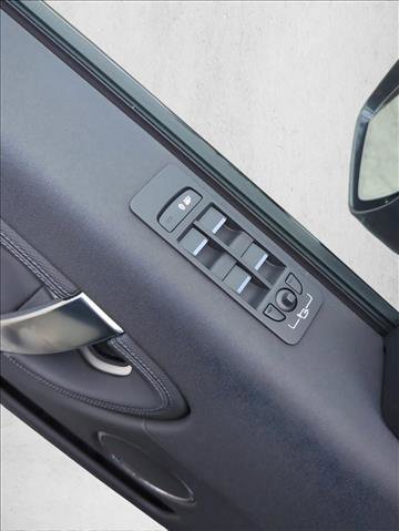 Used 2024 Land Rover Discovery Sport Dynamic SE image 19