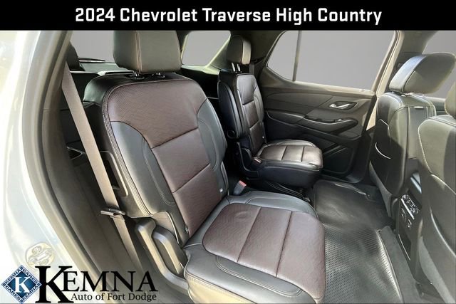 Used 2024 Chevrolet Traverse High Country image 25