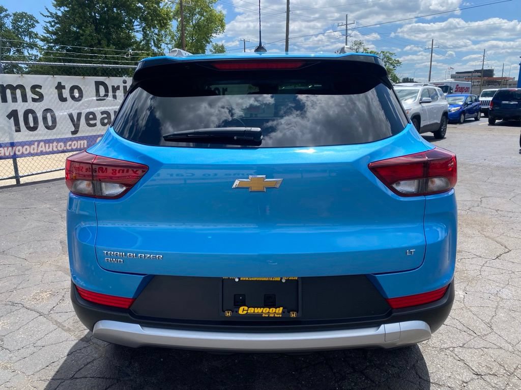 Used 2026 Chevrolet TrailBlazer LT AWD/4WD image 3