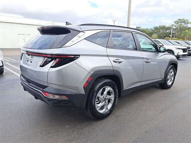 Used 2023 Hyundai Tucson SEL w/ Winter Package image 7