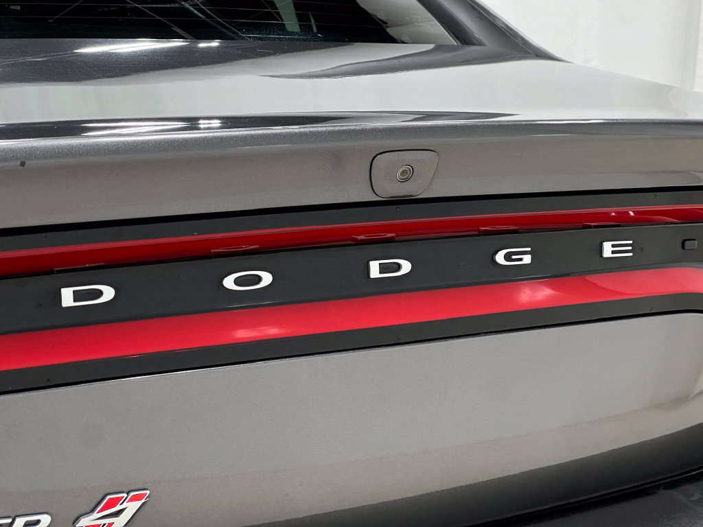 Used 2022 Dodge Charger SXT AWD/4WD image 39
