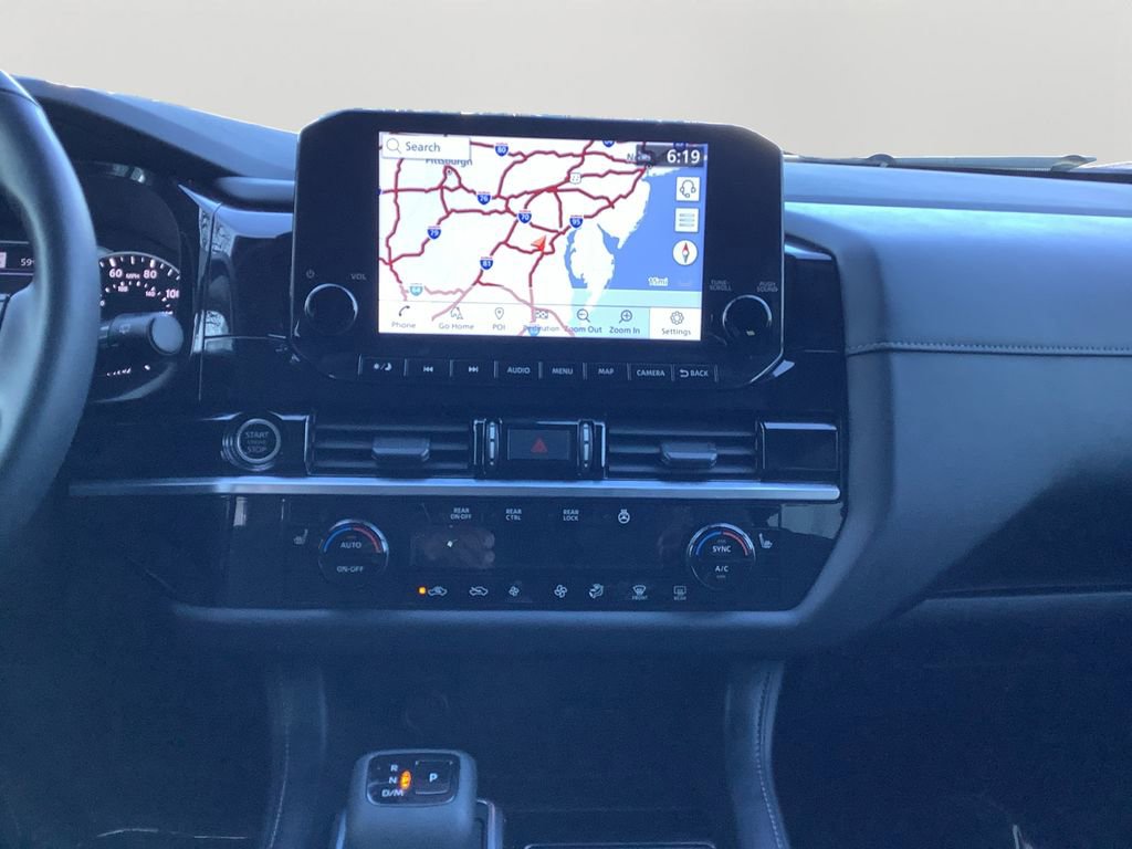 Used 2023 Nissan Pathfinder SL image 17