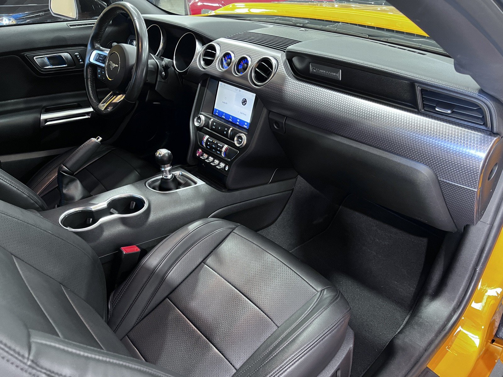 Used 2022 Ford Mustang GT w/ Equipment Group 301A RWD image 16