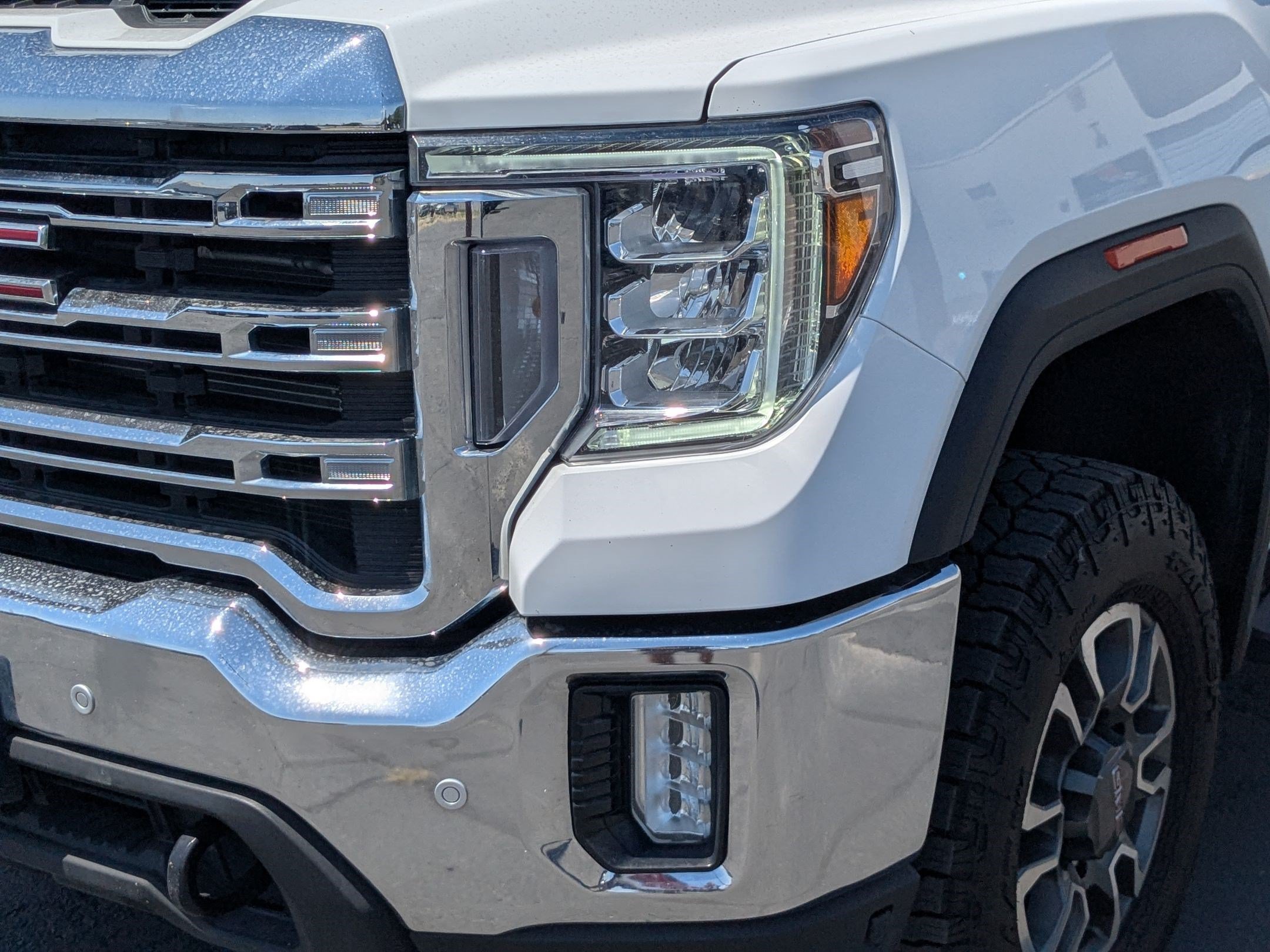 Used 2022 GMC Sierra 3500 SLE w/ SLE Convenience Package AWD/4WD image 10