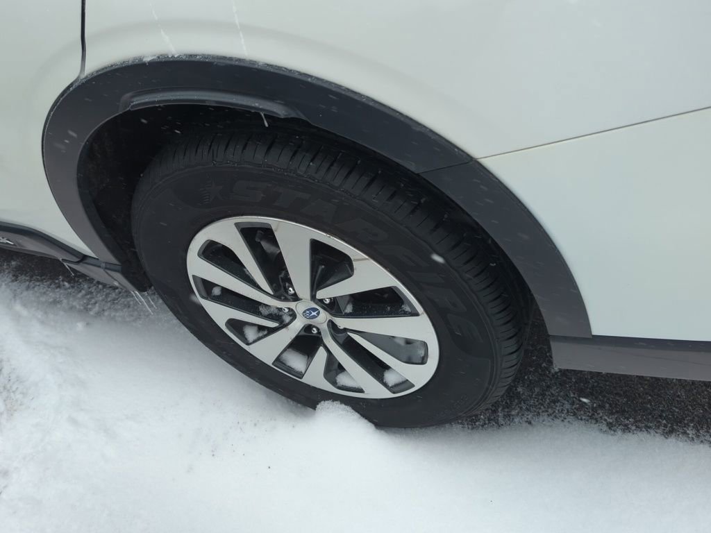 Used 2022 Subaru Outback Premium image 5