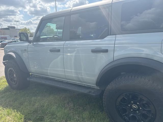 Used 2023 Ford Bronco Wildtrak image 11