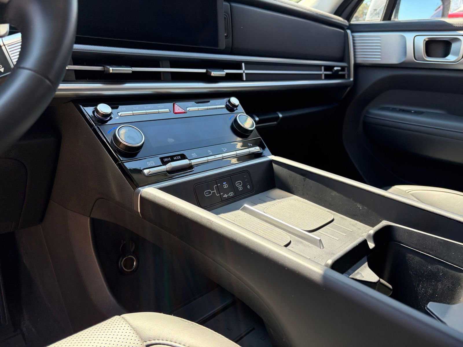 Used 2025 Hyundai Santa Fe SEL image 43