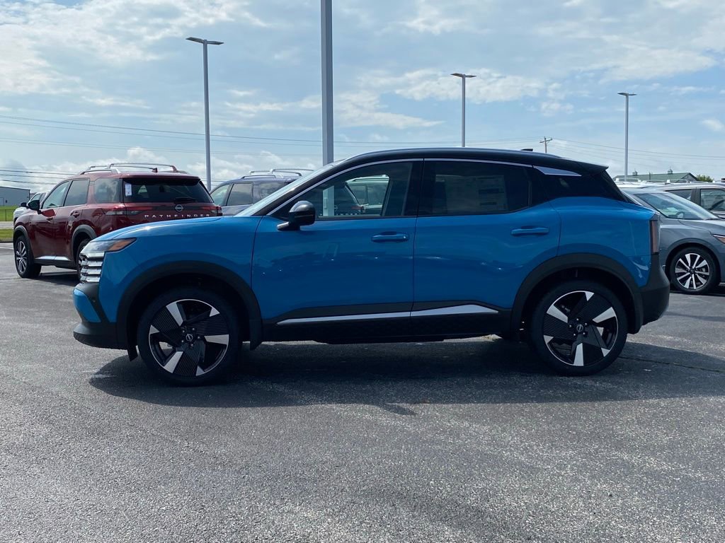 New 2025 Nissan Kicks SR image 7