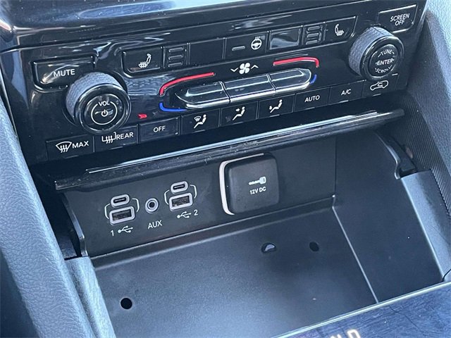 Used 2024 Jeep Grand Cherokee L Altitude image 39