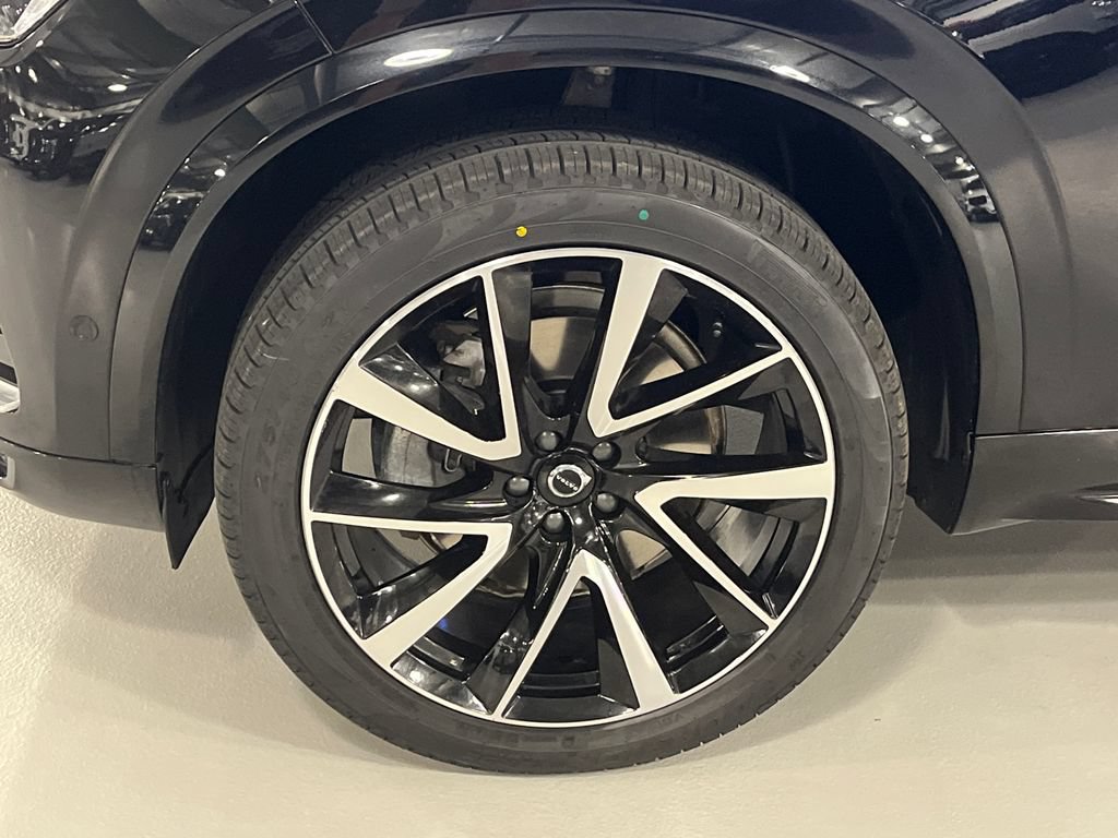 Certified 2024 Volvo XC90 B6 Plus w/ Protection Package Premier AWD/4WD image 8