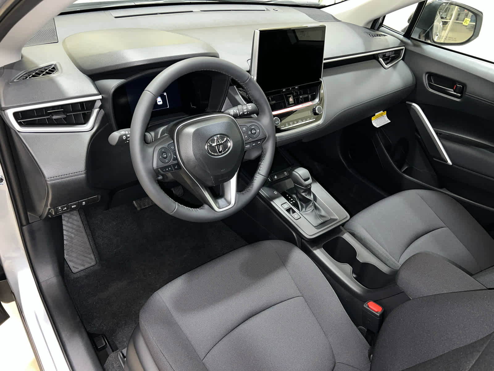 New 2026 Toyota Corolla Cross LE w/ Moonroof Package AWD/4WD image 12