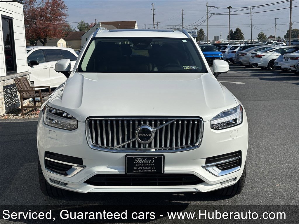 Used 2023 Volvo XC90 B6 Plus image 2