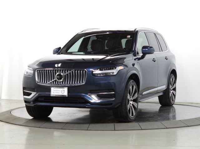 Certified 2024 Volvo XC90 T8 Ultimate w/ Protection Package Premier image 6