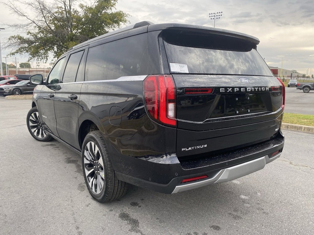New 2025 Ford Expedition Max Platinum image 5