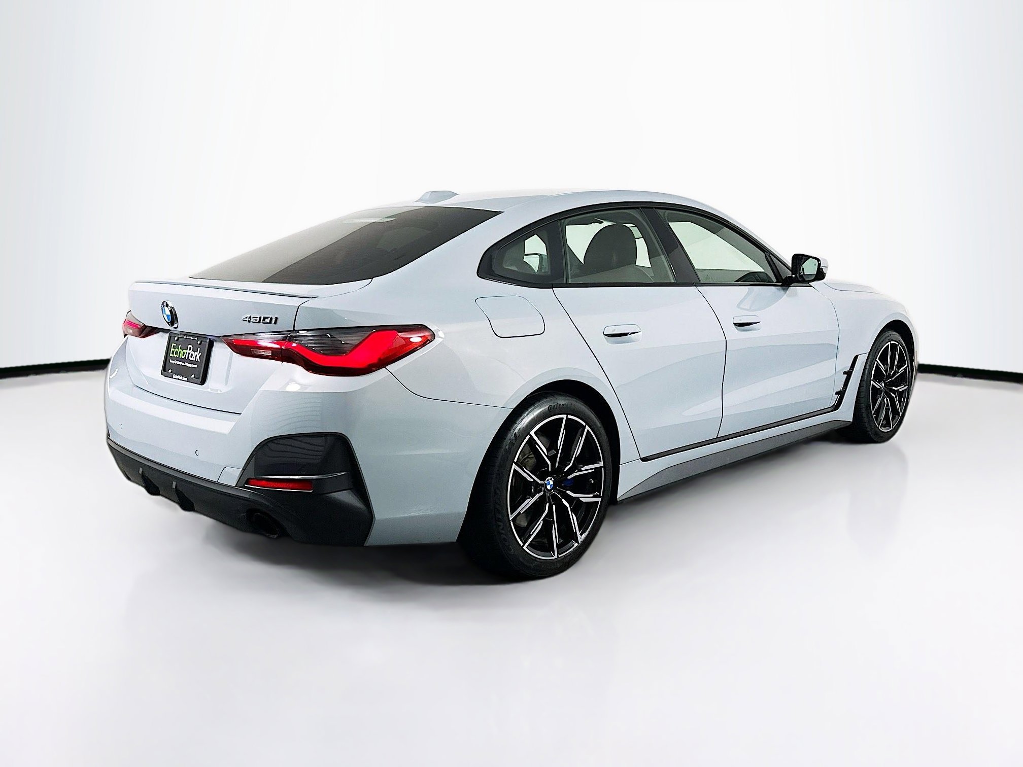 Used 2022 BMW 430i Gran Coupe w/ M Sport Package image 9