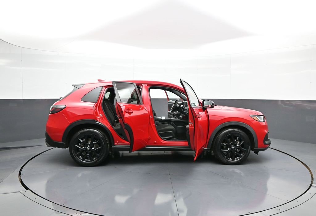 Certified 2024 Honda HR-V Sport image 40