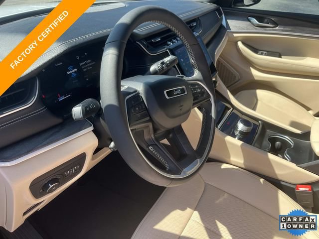 Certified 2024 Jeep Grand Cherokee L Limited w/ Luxury Tech Group II AWD/4WD image 32