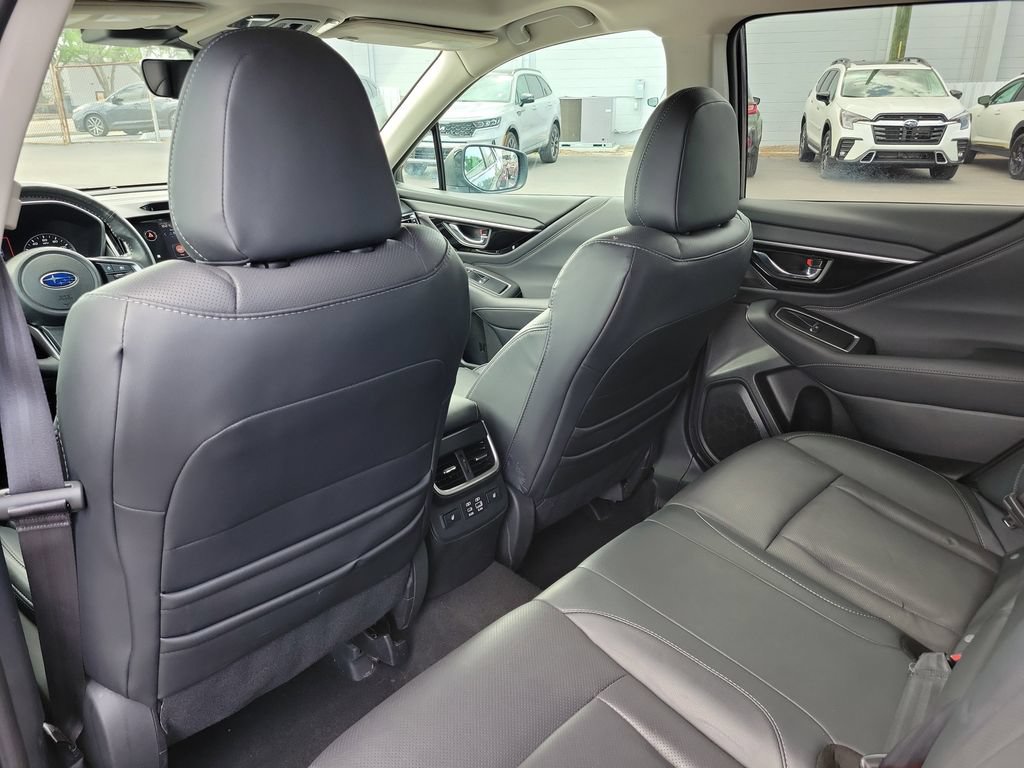 Used 2024 Subaru Outback Limited AWD/4WD image 12