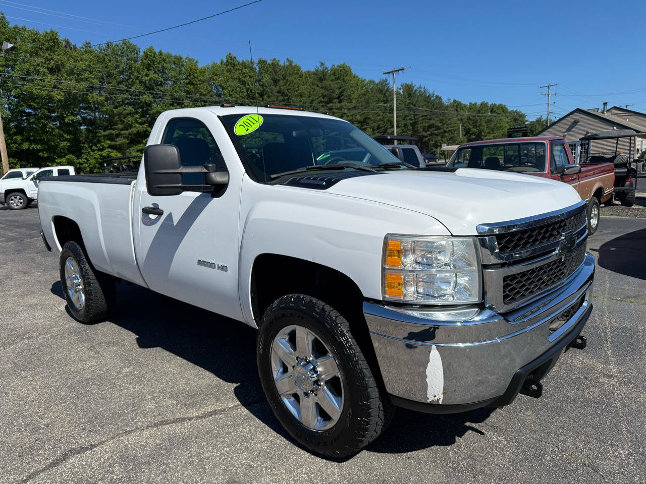 Used 2011 Chevrolet Silverado 2500 W/T w/ Snow Plow Prep Package AWD/4WD image 16