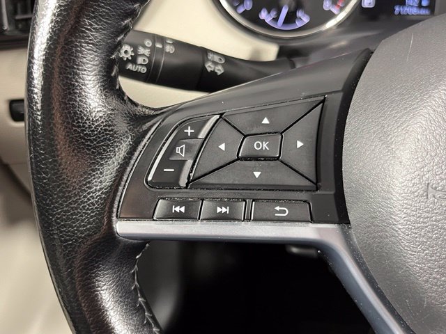 Used 2022 Nissan Rogue Sport SV w/ Technology Package AWD/4WD image 13