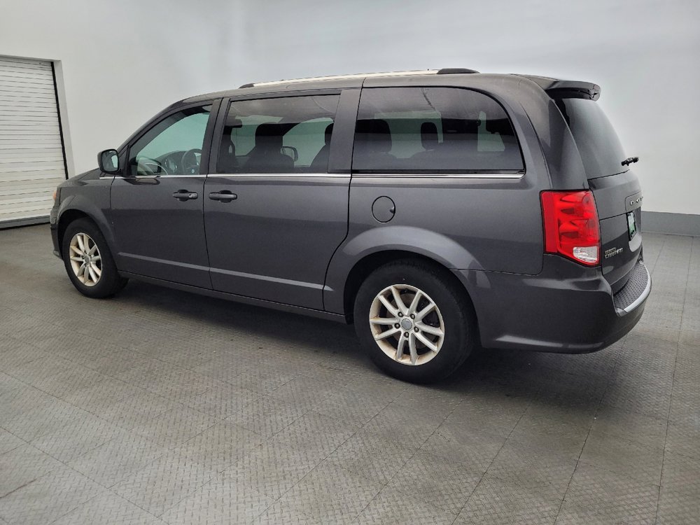 Used 2019 Dodge Grand Caravan SXT image 3