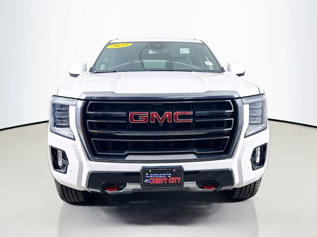 Used 2023 GMC Yukon AT4 w/ AT4 Premium Package image 2