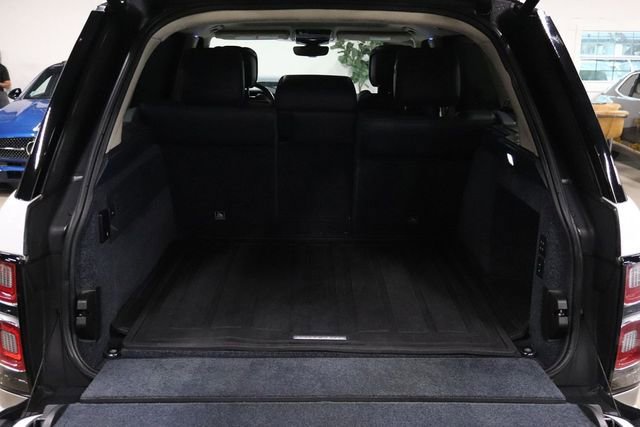 Used 2019 Land Rover Range Rover Long Wheelbase Supercharged image 17
