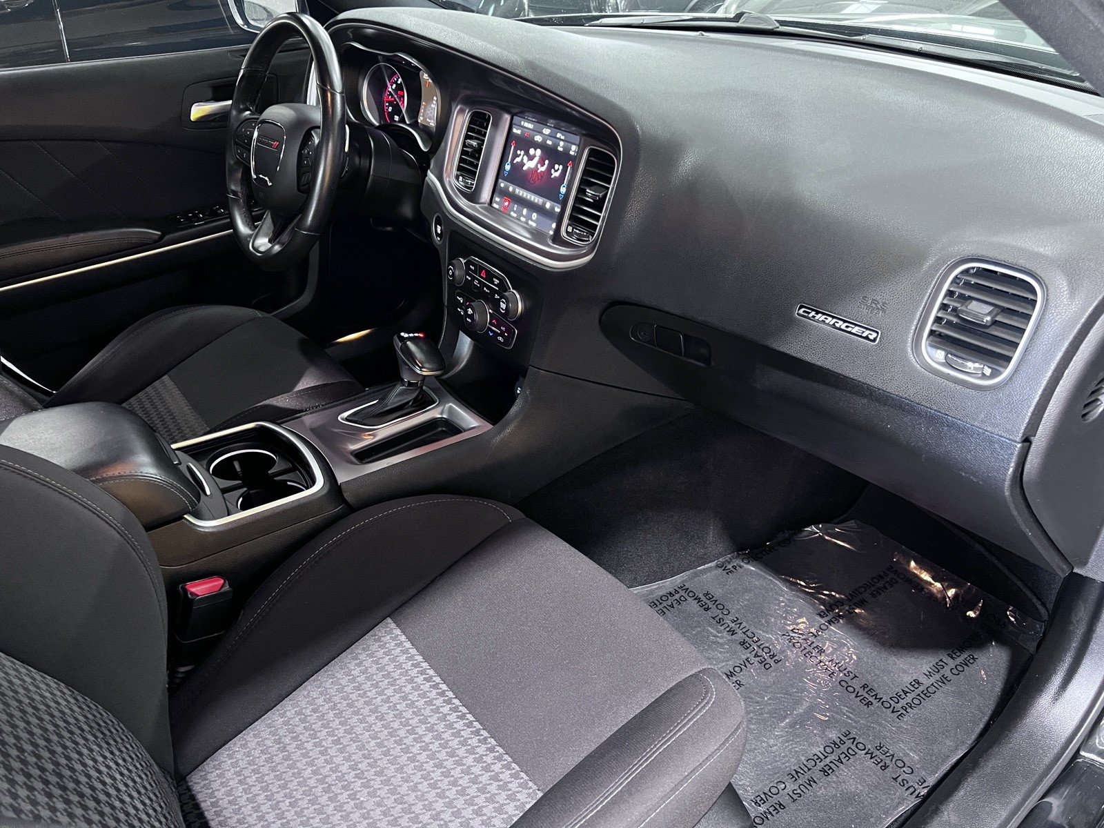 Used 2020 Dodge Charger GT RWD image 16