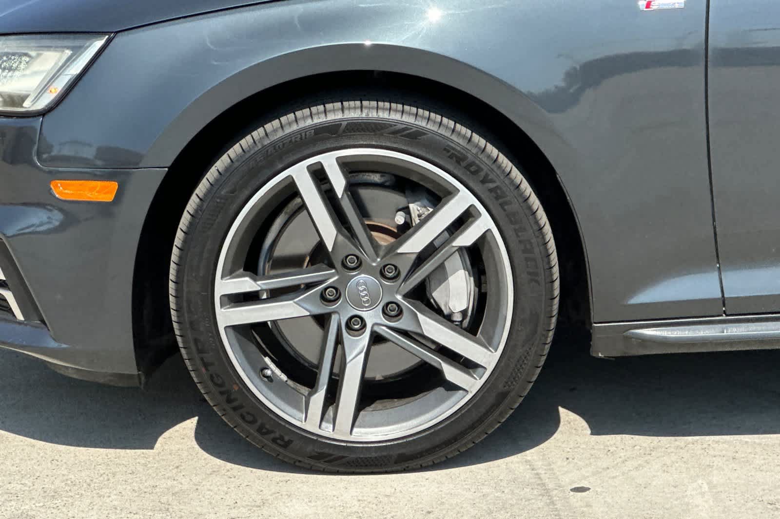 Used 2018 Audi A4 2.0T Premium Plus w/ Premium Plus Package AWD/4WD image 25