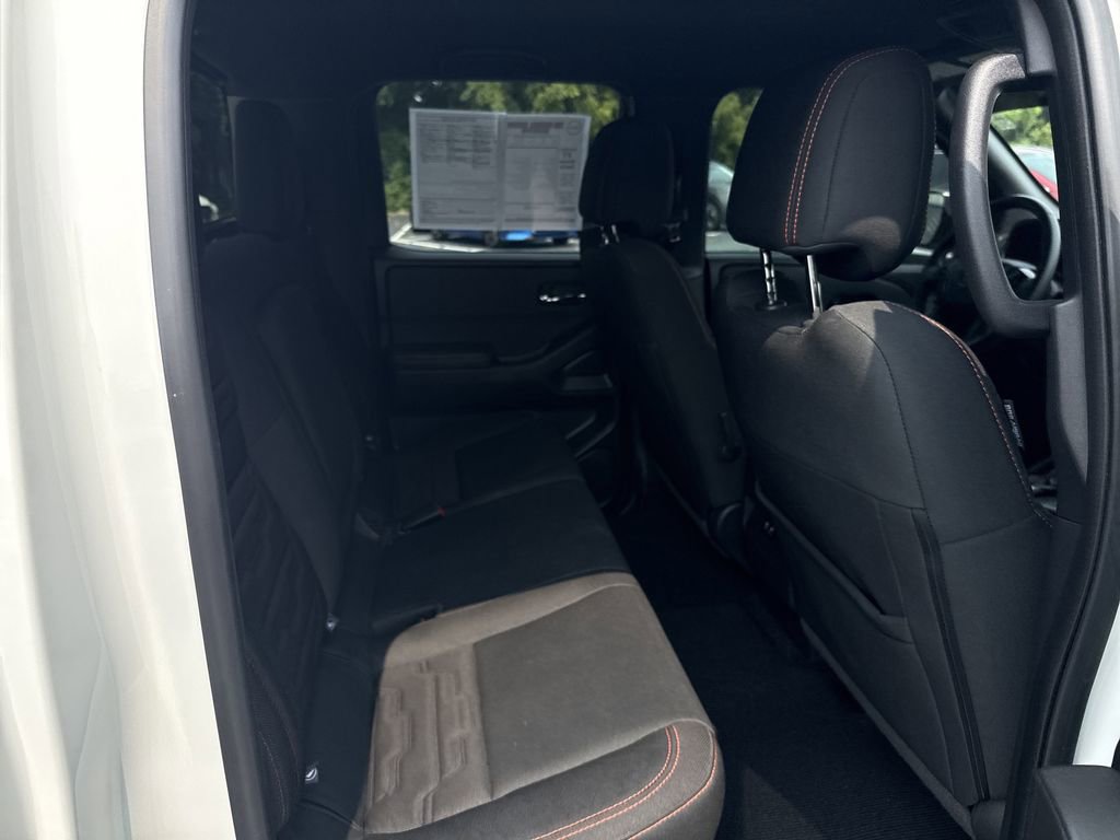 Used 2024 Nissan Frontier PRO-4X w/ Off-Road Protection Package image 18