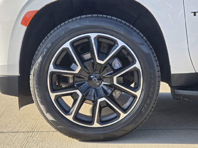 Used 2023 Chevrolet Tahoe RST AWD/4WD image 13