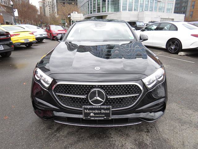 Used 2025 Mercedes-Benz E 350 4MATIC Sedan image 6
