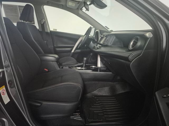 Used 2018 Toyota RAV4 XLE image 32