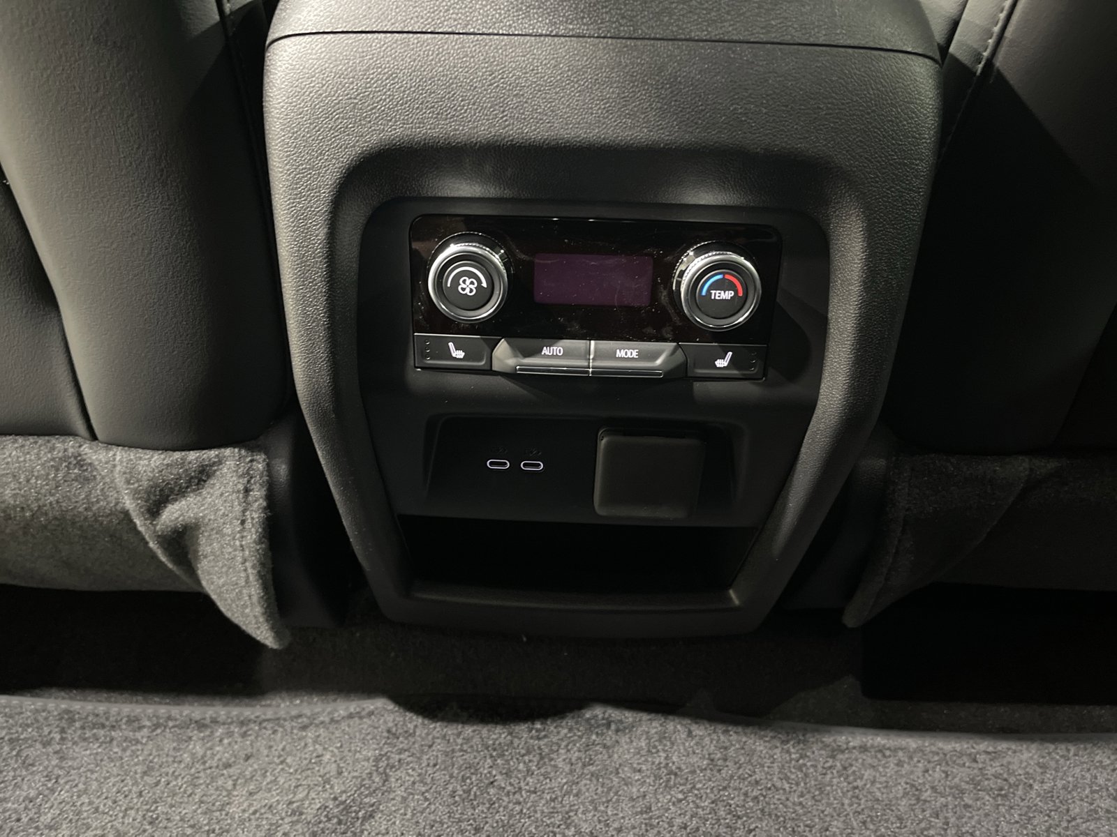 New 2026 Buick Enclave Avenir w/ Super Cruise Package image 13