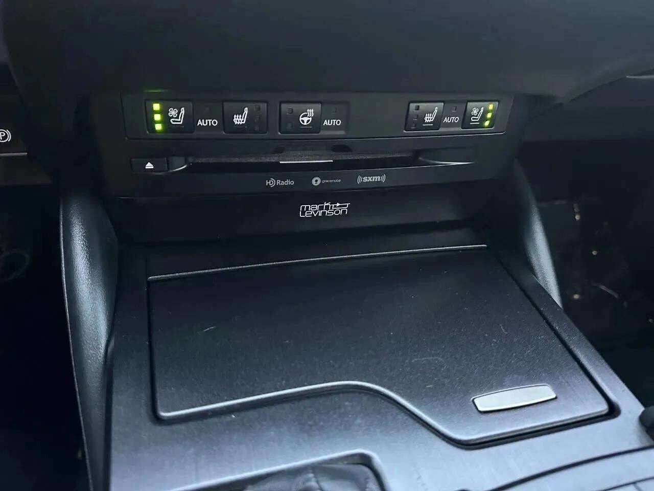 Used 2020 Lexus ES 350 F Sport w/ Accessory Package 2 image 38