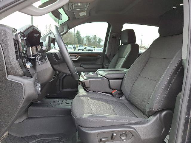 Used 2024 Chevrolet Silverado 1500 LT w/ Z71 Off-Road Package image 14