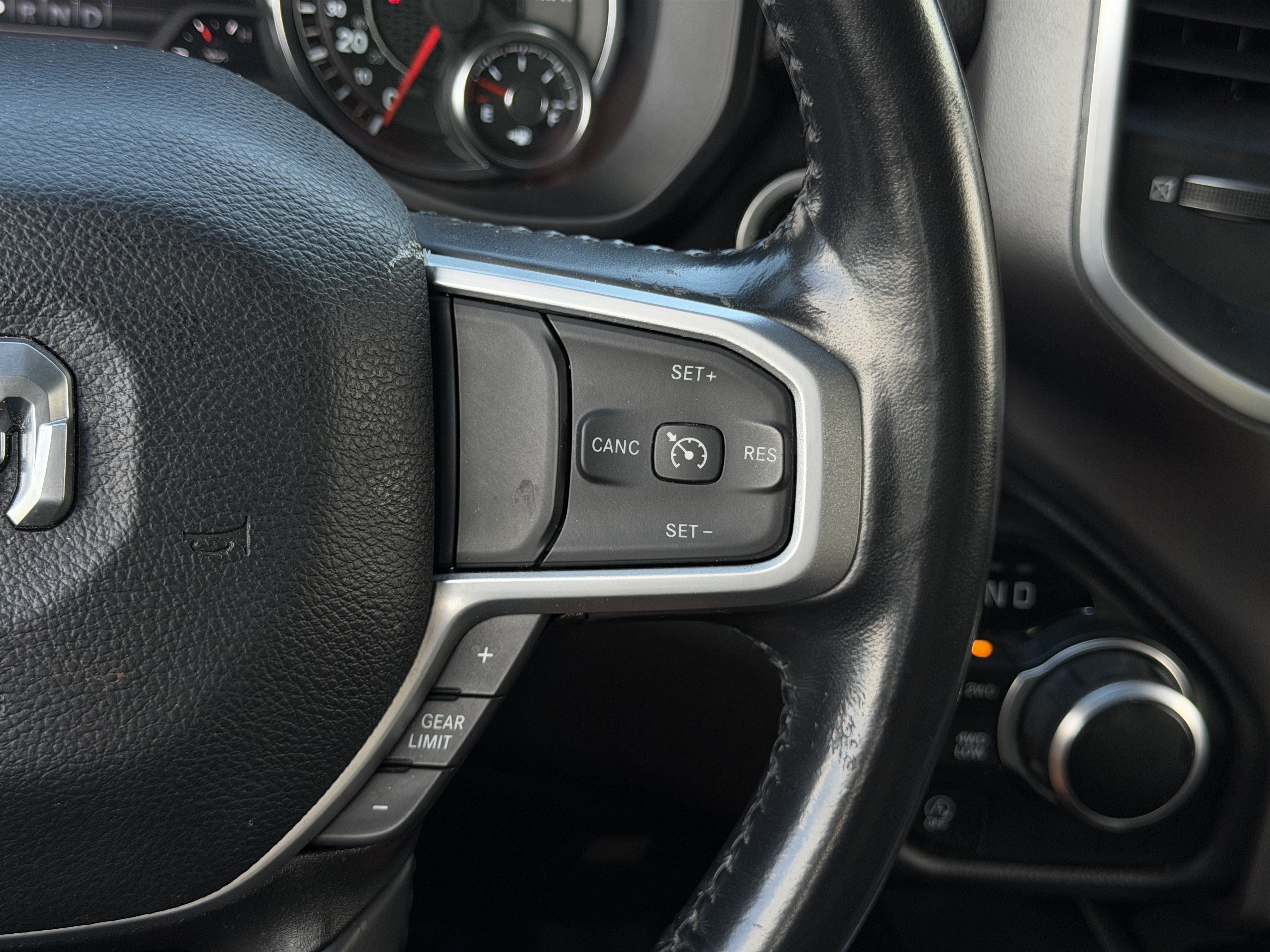Used 2023 RAM 1500 Big Horn AWD/4WD image 18