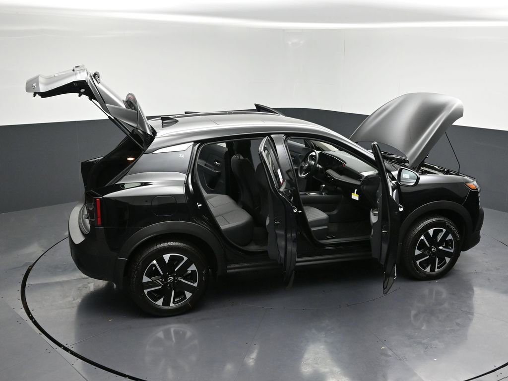 New 2026 Nissan Kicks SV w/ SV Premium Package AWD/4WD image 29