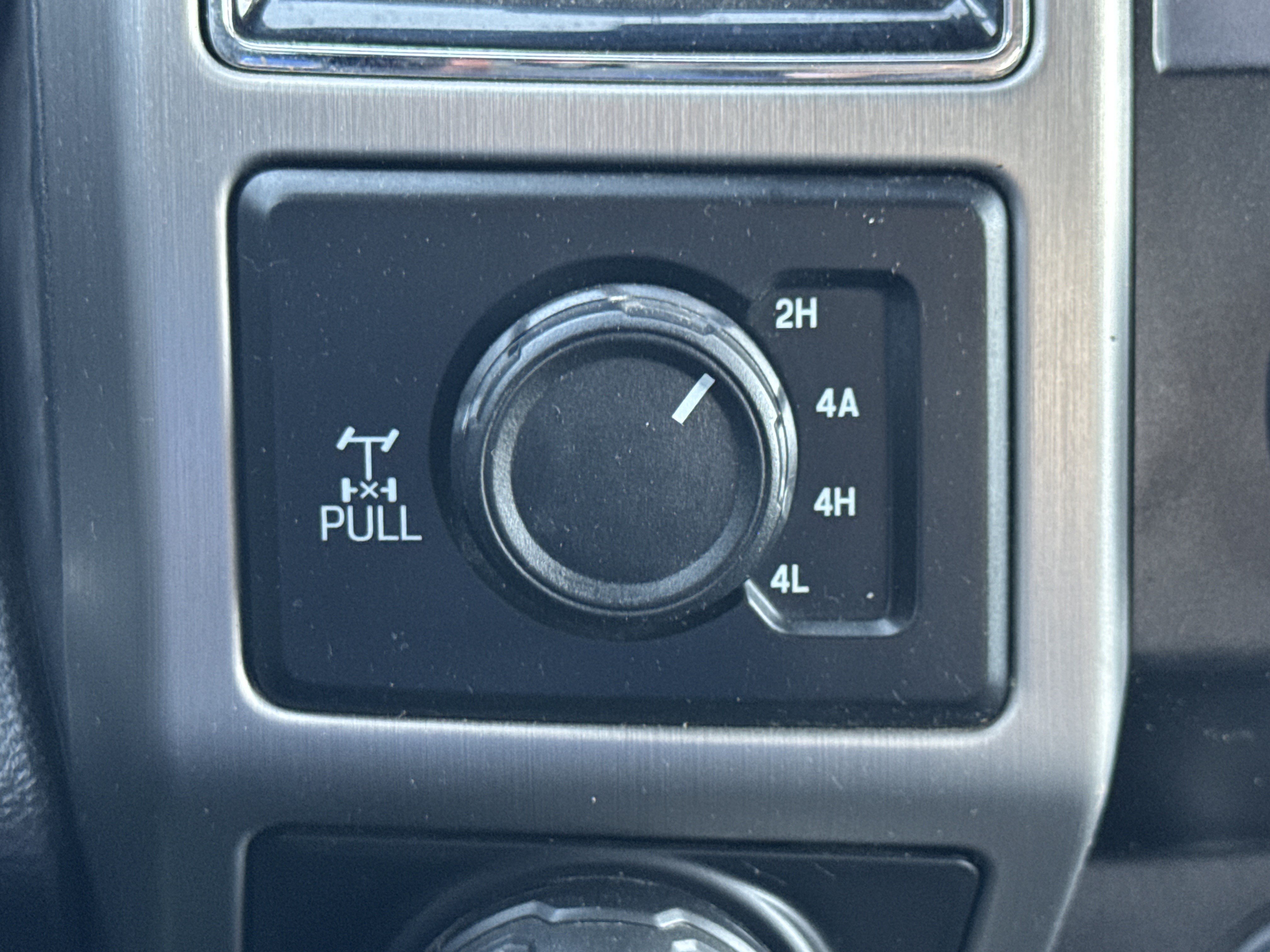 Used 2020 Ford F150 Platinum w/ Equipment Group 701A Luxury AWD/4WD image 24